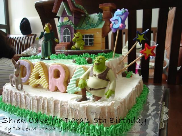 DapoerMivanda: Shrek Birthday Cake